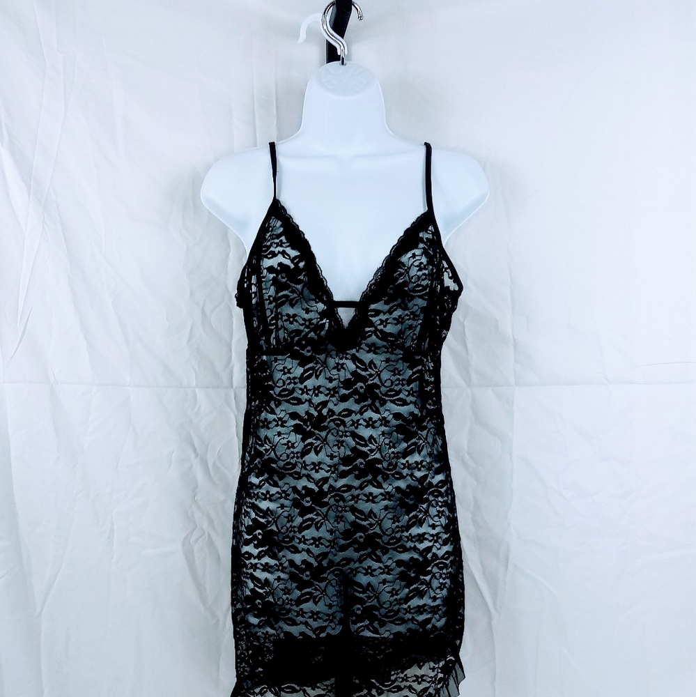 Secret Treasures Black Floral Lace Nightie NWOT